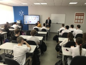 Округ №15: Депутат Петр Горчанюк провел «Урок мужества» в школе №24