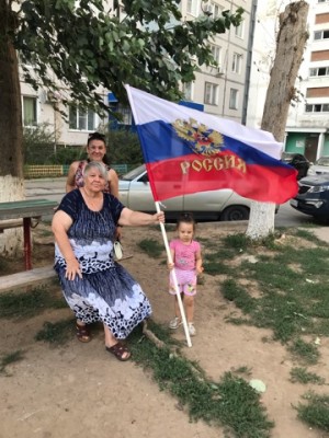 22 августа в День Государственного флага жители избирательного округа №15 приняли участие в акции #ЯРОССИЯ#Волгодонск
