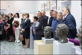 В Волгодонске презентовали выставку скульптуры 