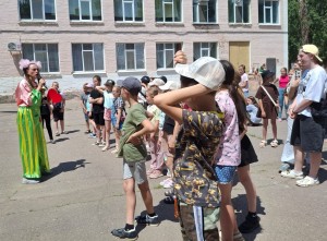 Георгий Ковалевский поздравил с открытием приходящий лагерь в школе № 9