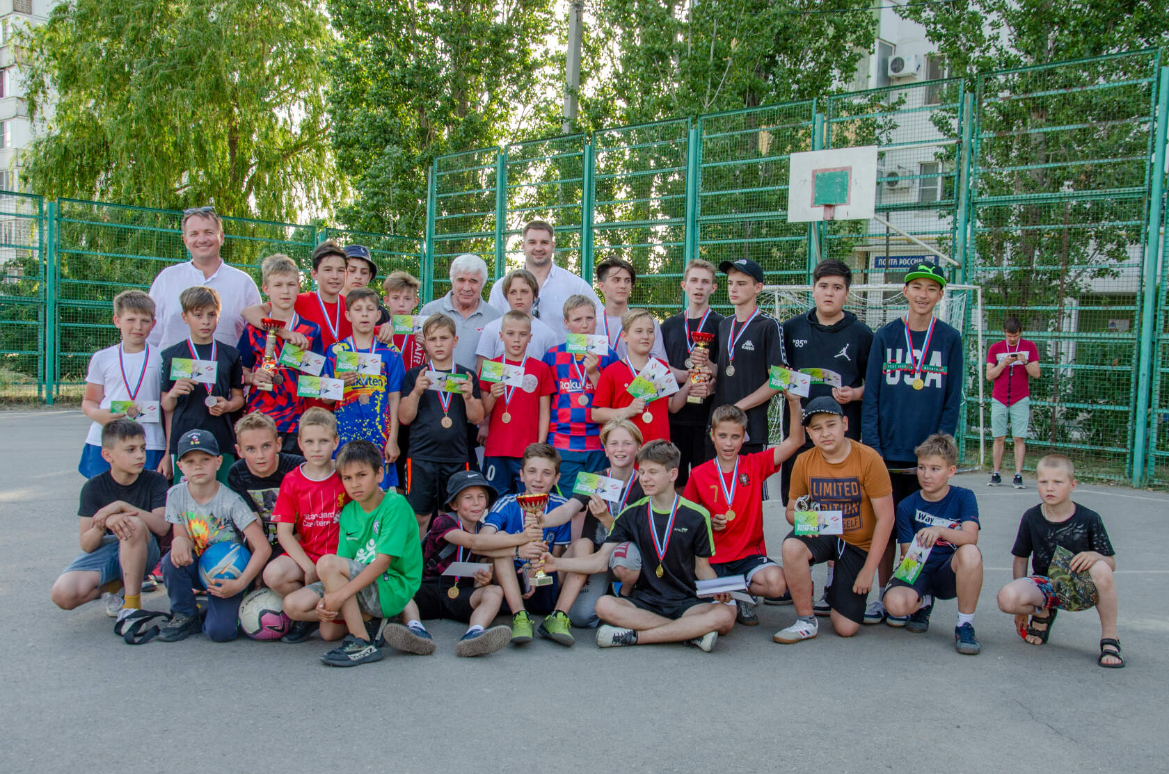 Дворовой волгодонск. Дворовой волгодонск. Дворовой волгодонск. Подросток футболист. Дворовой волгодонск.